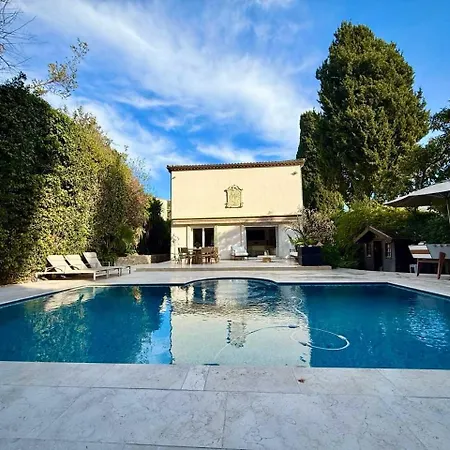 B077 Superbe Avec Piscine Centre De Nyaraló *